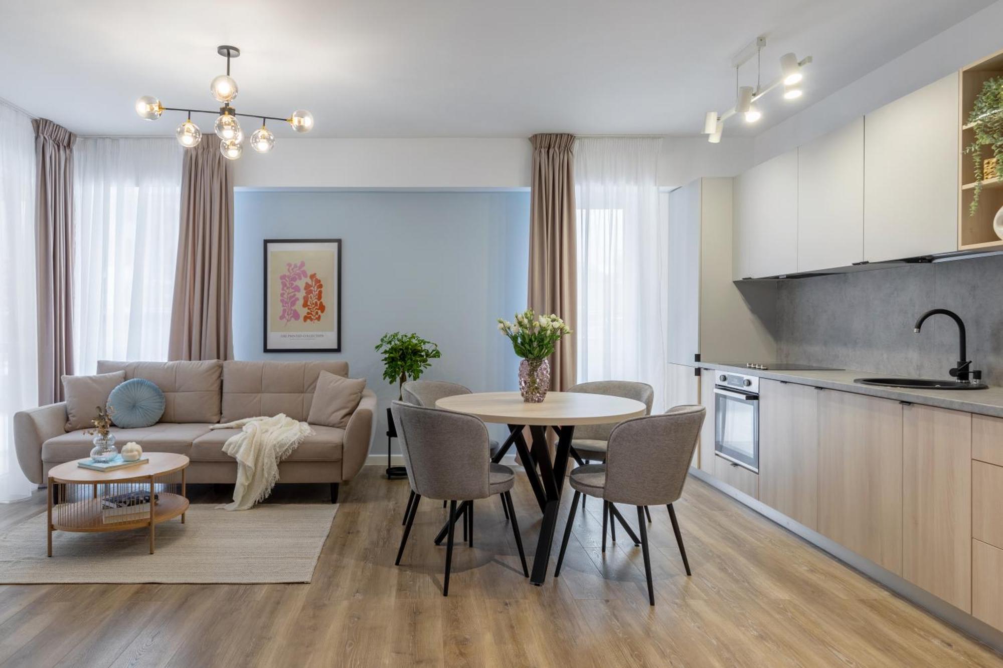 Joy Garden Apartment 시나이아 외부 사진