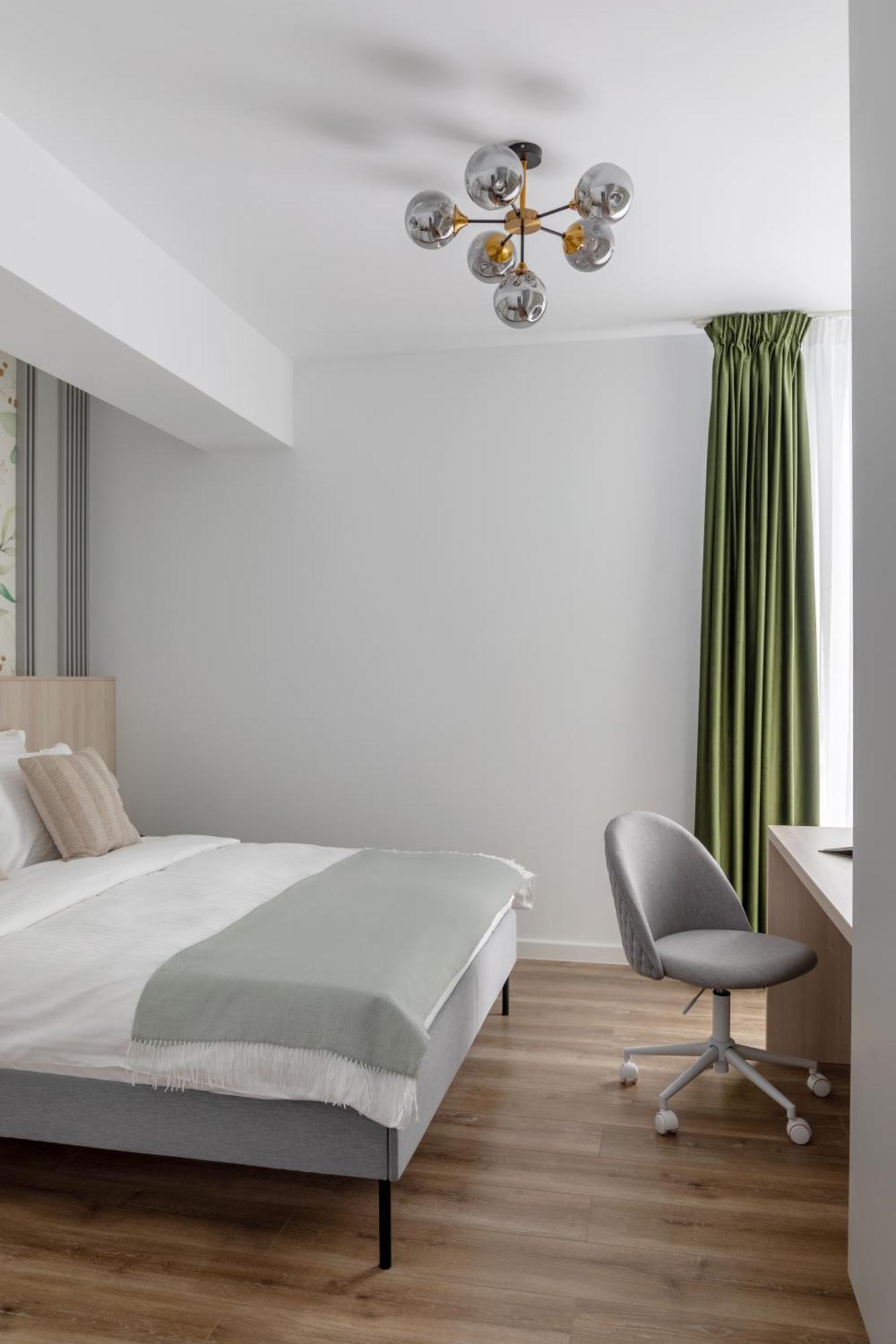 Joy Garden Apartment 시나이아 외부 사진